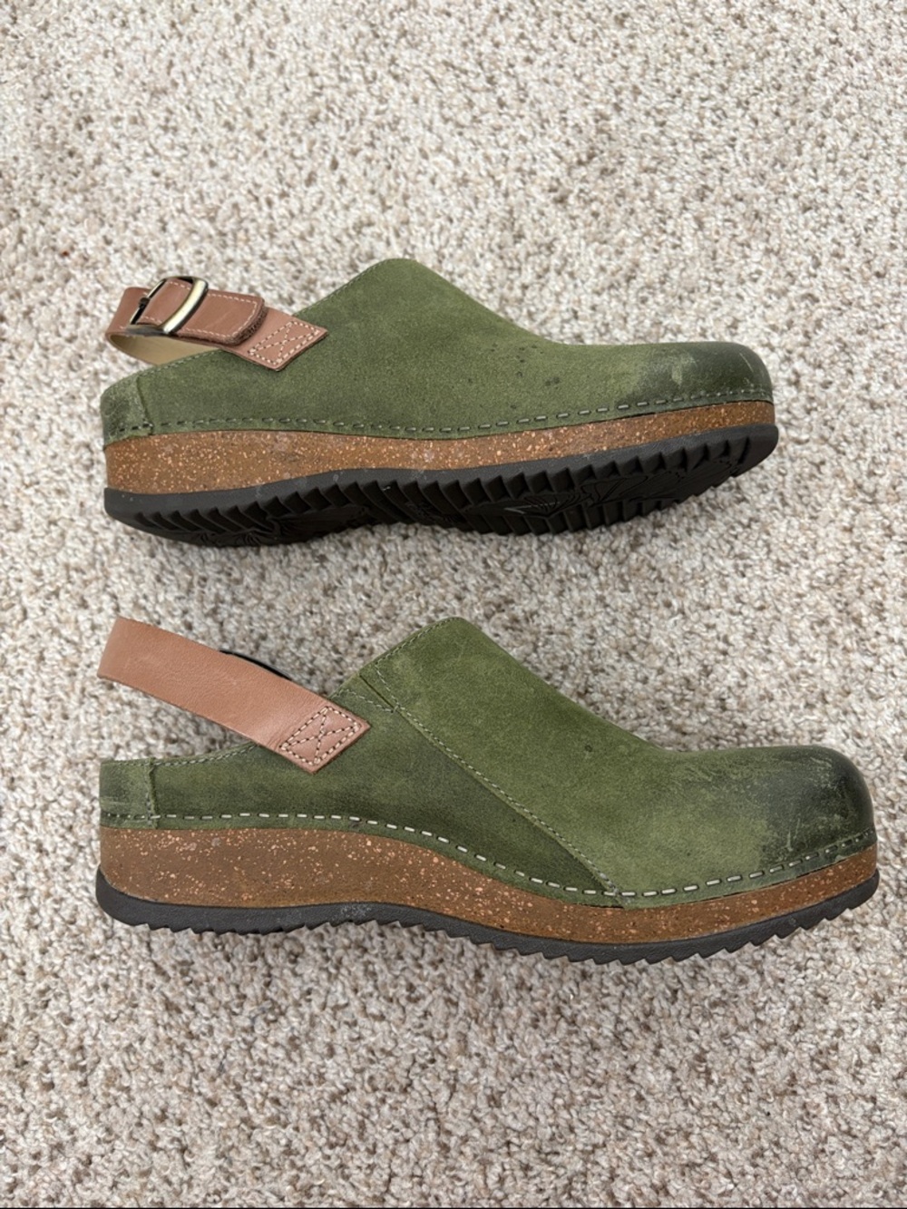 Dansko Merrin Olive Green Burnished Leather Clogs EU Size 39 - Picture 4 of 9